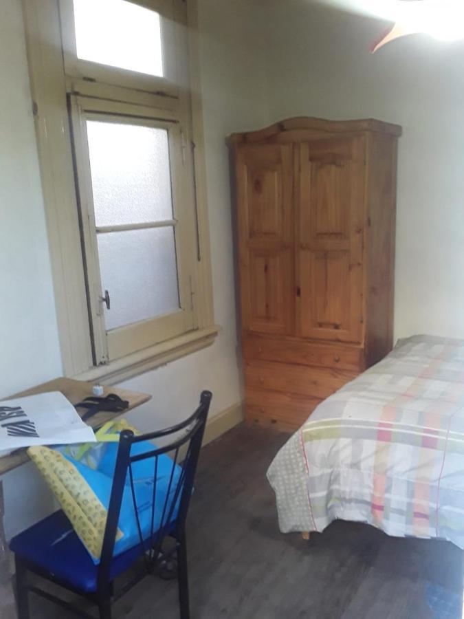 Habitac Indiv Casa De Familia, Flores Буэнос-Айрес Экстерьер фото