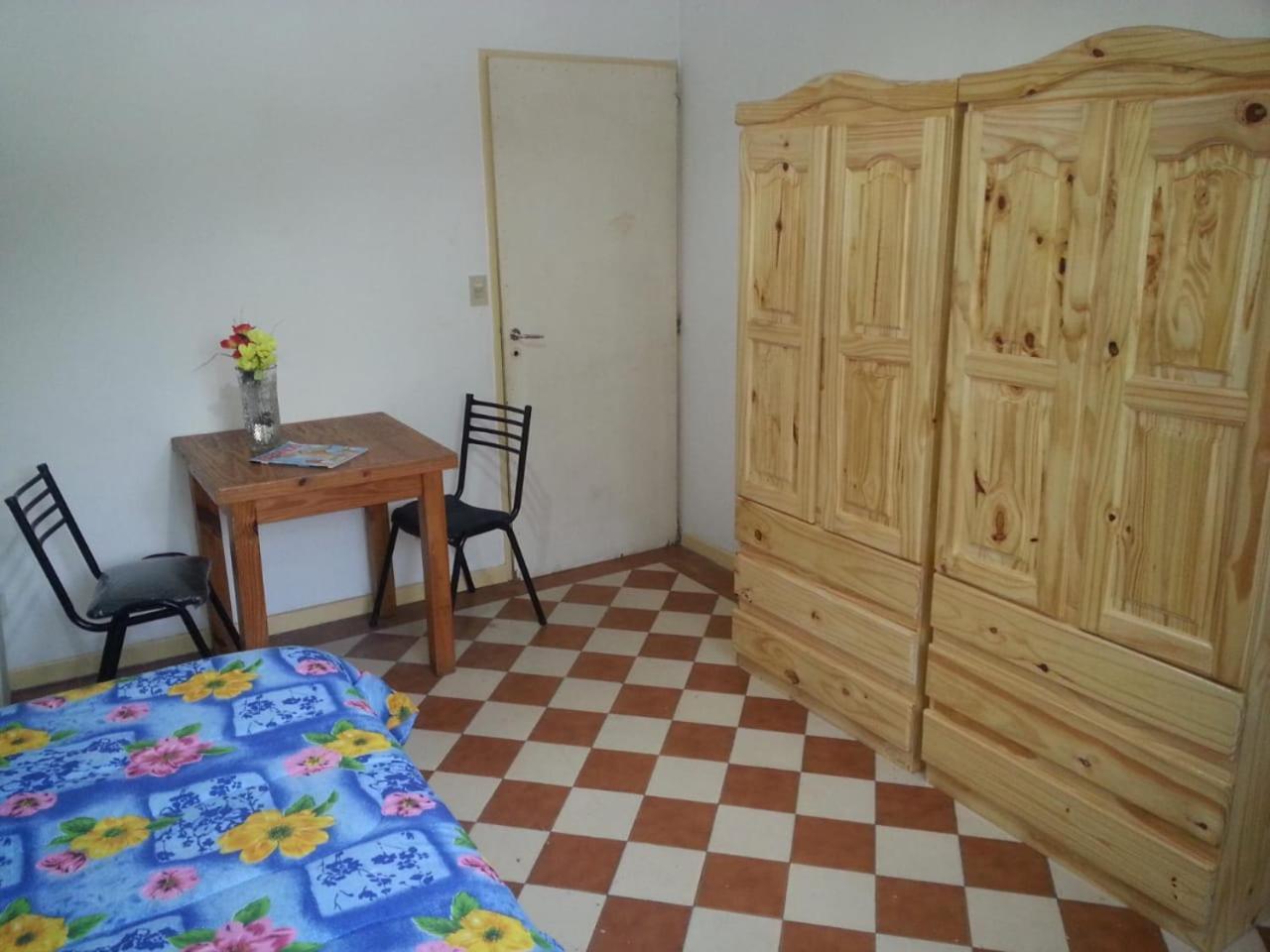 Habitac Indiv Casa De Familia, Flores Буэнос-Айрес Экстерьер фото