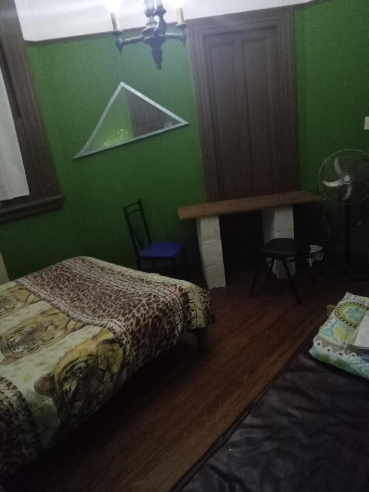 Habitac Indiv Casa De Familia, Flores Буэнос-Айрес Экстерьер фото